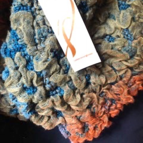 Unique Peacock Teal Infinity Scarf *NEW* - Picture 1 of 14